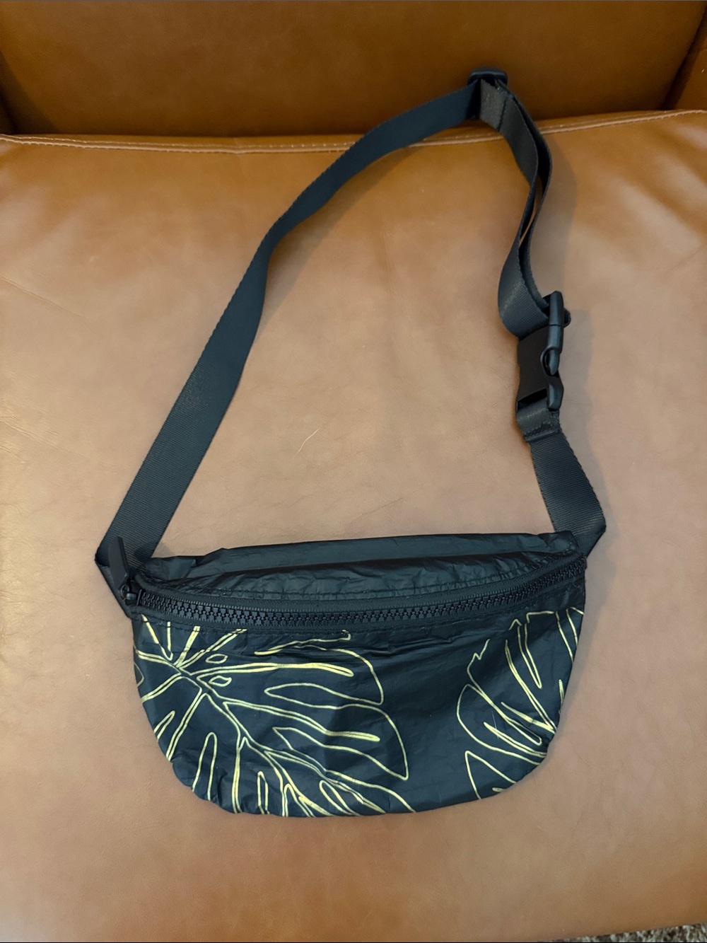 ALOHA mini hip pack